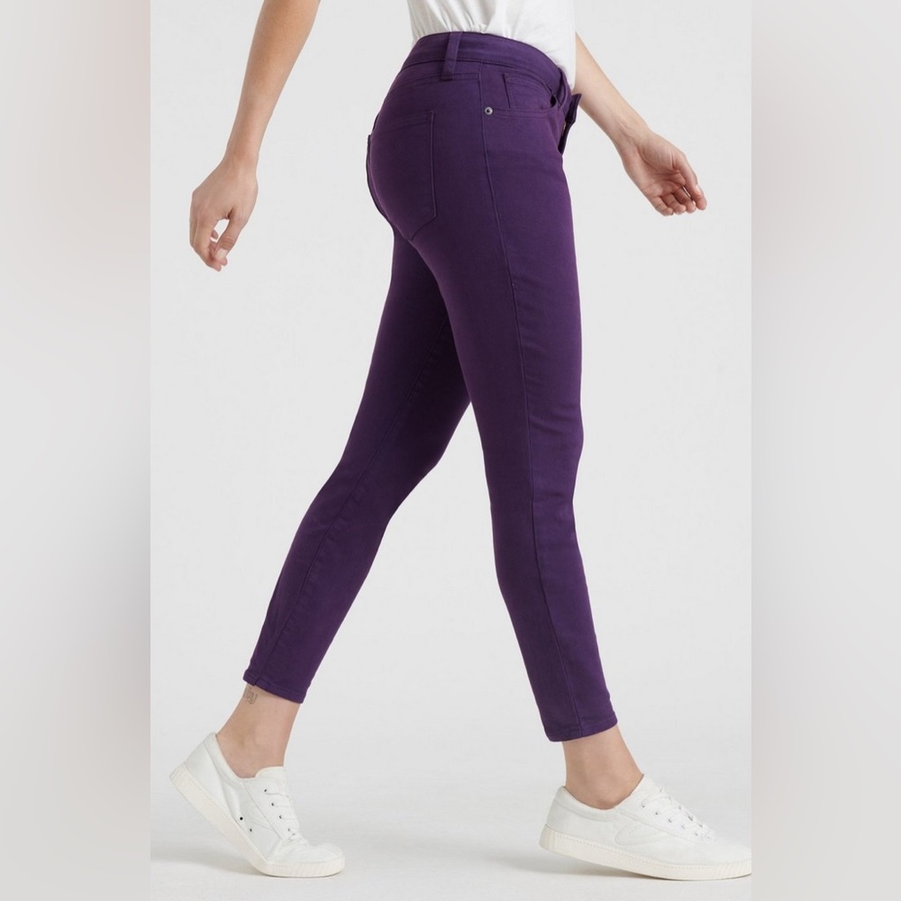 Vanity Slim Fit Harlow Jeans SZ 29